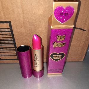 Metalic Lipstick